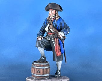 Handbemalte Piratenfigur auf Fass: Nautische Dekoration, 3D-Skulptur