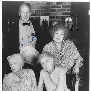 Vincent Price & Lilian Gish Autographed 8 x 10 Signed Photo COA