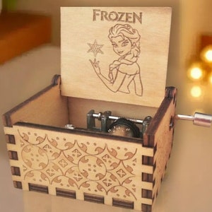 Boîte à musique congelée 'Let it Go' Thème Coffre à musique en bois gravé à la main vintage Cadeau Chanson Cadeau d'anniversaire Noël