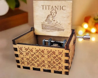 Titanic Music Box: 