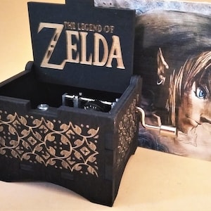 Zelda Music Box Thème Coffre à musique en bois gravé fait à la main vintage Cadeau NOIR