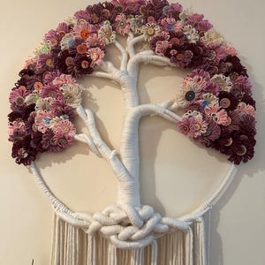 Large Tree of Life Macrame Wall Hanging with Flowers, Gift for Mom