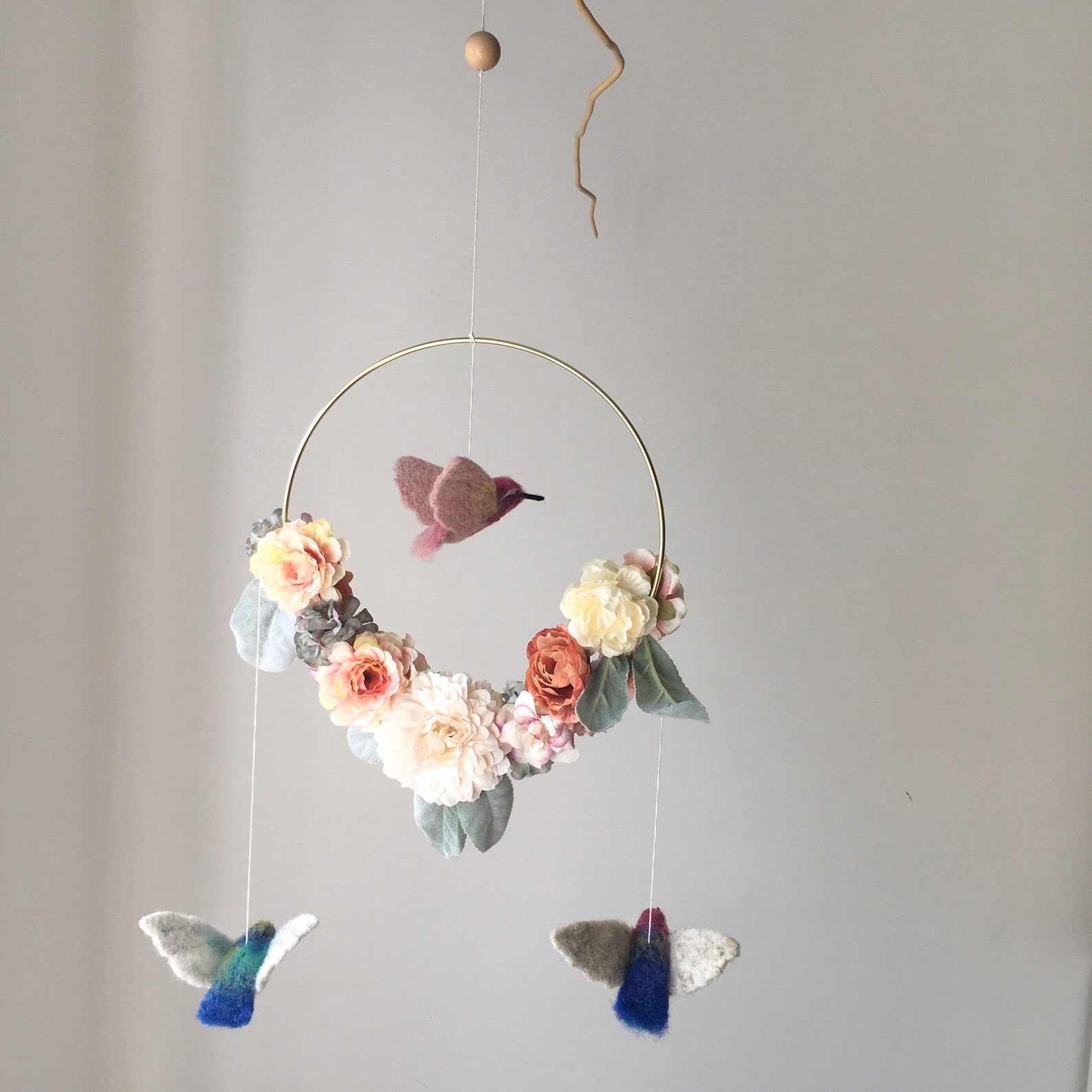 Birds crib mobile Hummingbirds mobile Birds nursery decor Etsy