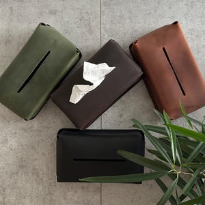 Leather Tissue Box Cover, Tissue Car Holder Detachable Strap, Backseat Car Tissue Holder, WEDDING Gift, HoReCa Table Tissue Case