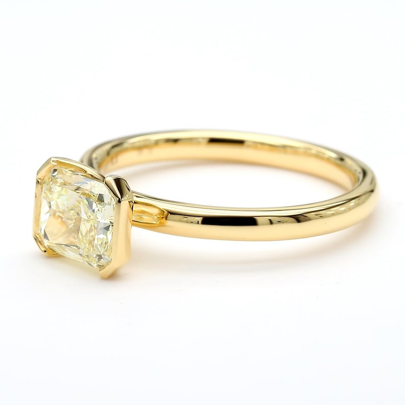 Gia Certified Natural Yellow Radiant Diamond 1.55 Carat Tw Gold Cocktail Ring