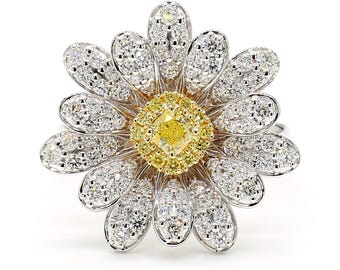 Anillo de cóctel de oro TW de 1,23 quilates con diamante amarillo natural en forma de cojín