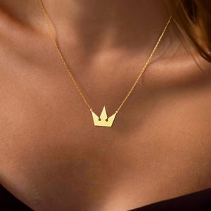 Minimalist Crown Necklace - Delicate Crown Jewelry - Queen or King Charm Necklace - Jewelry for Hearts and Crown Fans - Gift for Her image 1