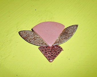 "Cologne" leather brooch - handmade