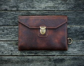 The Indiana - Large travel journal and passport holder (Horween Derby - Nut Brown) - Notes, Bills, Passports, Maps - Handcrafted in the UK
