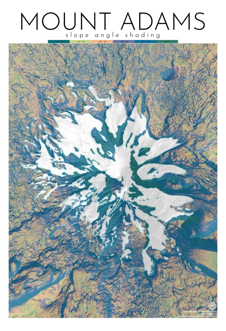 Może przedstawiać: Mapa topograficzny Mount Adams, stratowulkanu w Kaskadach w stanie Waszyngton. Mapa wykorzystuje cieniowanie kąta nachylenia, aby podkreślić cechy g&oacute;ry, w tym lodowce i stożek wulkaniczny. Mapa jest oznaczona jako "MOUNT ADAMS slope angle shading".