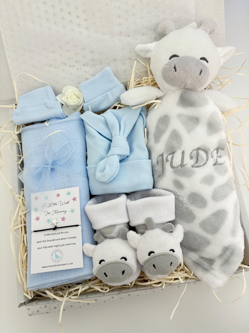 Personalised Baby Hamper, Baby Shower Hamper, Baby Shower Gift, New Baby Gift, Baby Boy Hamper,Baby Girl Gift,New Mum Hamper, Baby Comforter blue - giraffe&socks