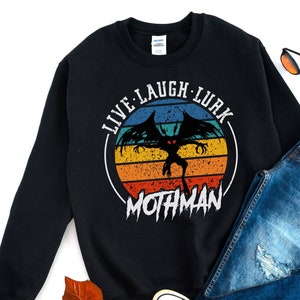 モスマン セーター、モスマン Tシャツ、モスマン フォーエバー クリプティッド Tシャツ、モスマン ウェストバージニア、神話の生き物シャツ、神話の生き物シャツ