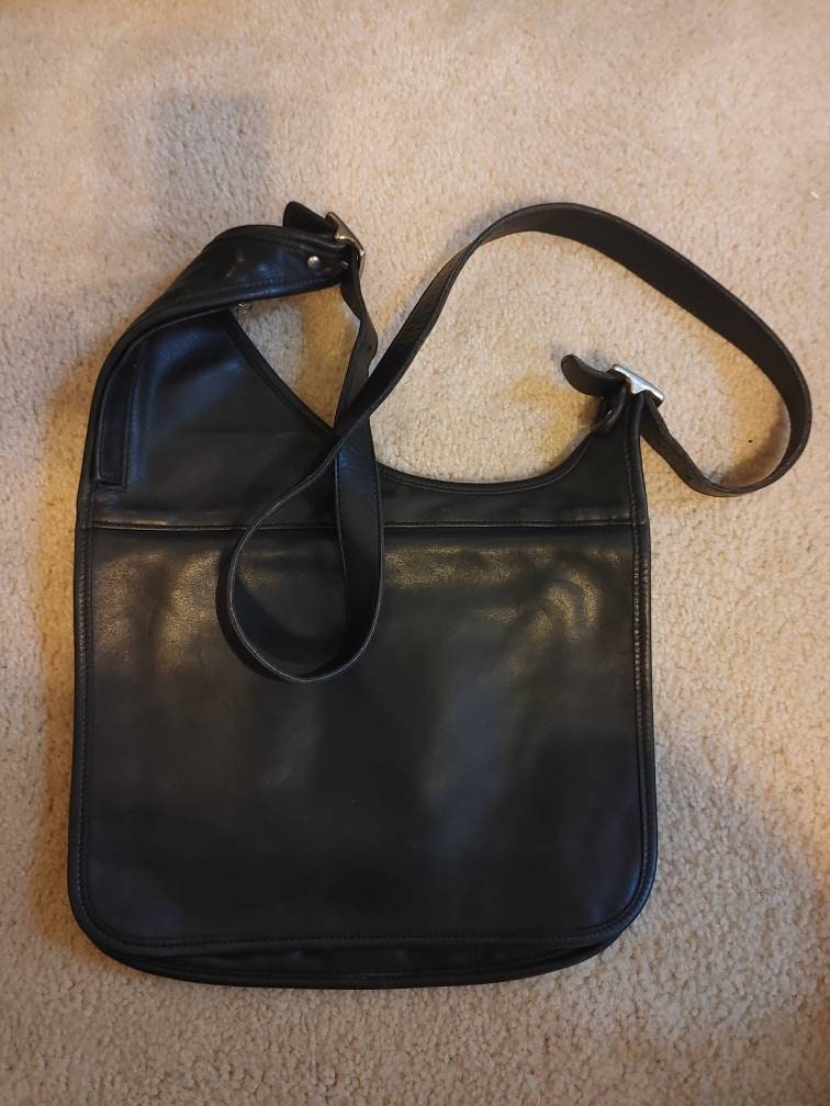 Vintage Coach Utility Hippie Flap 9404 