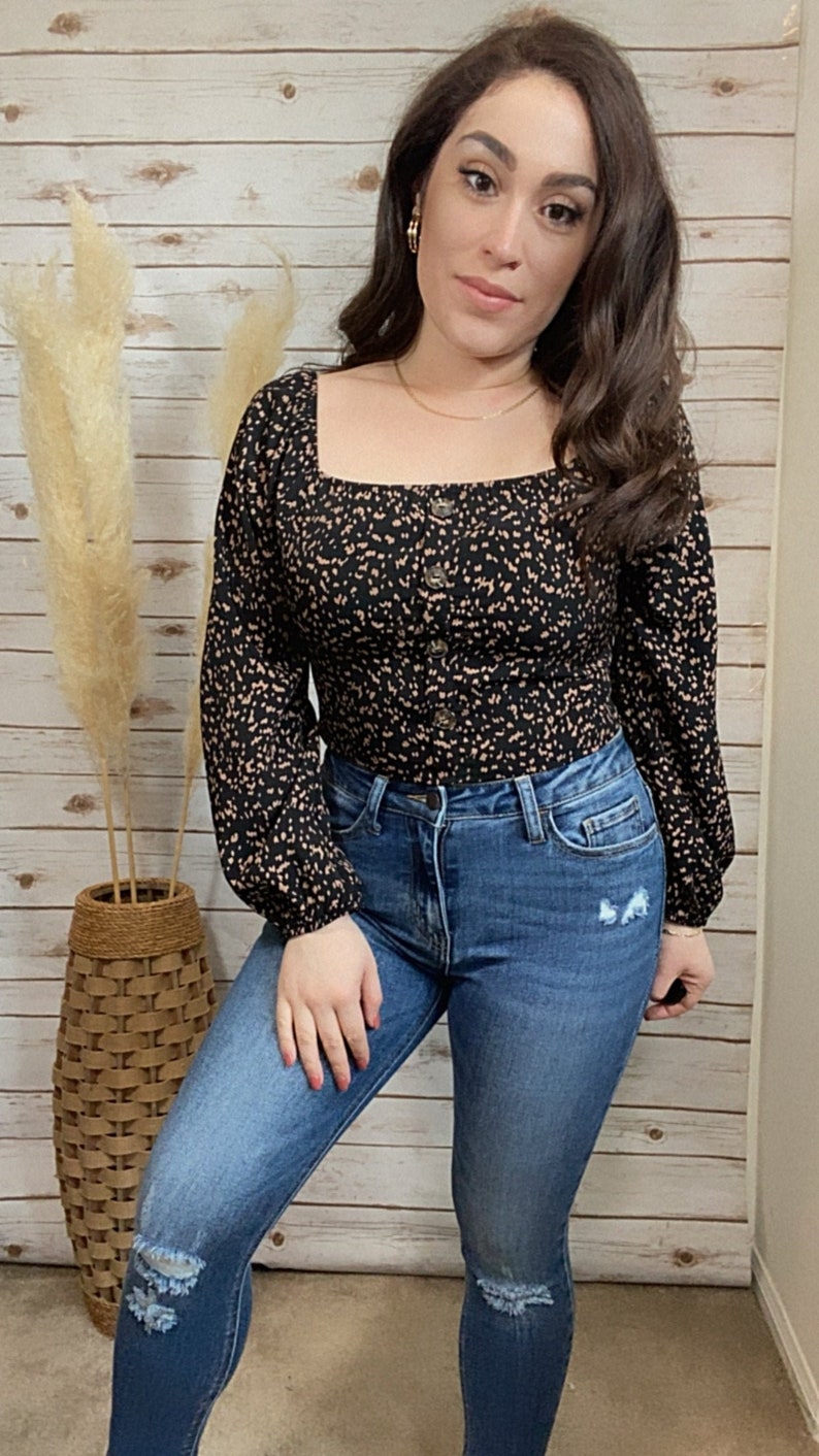 Animal Print Black Leopard Print Long Sleeve Crop Top