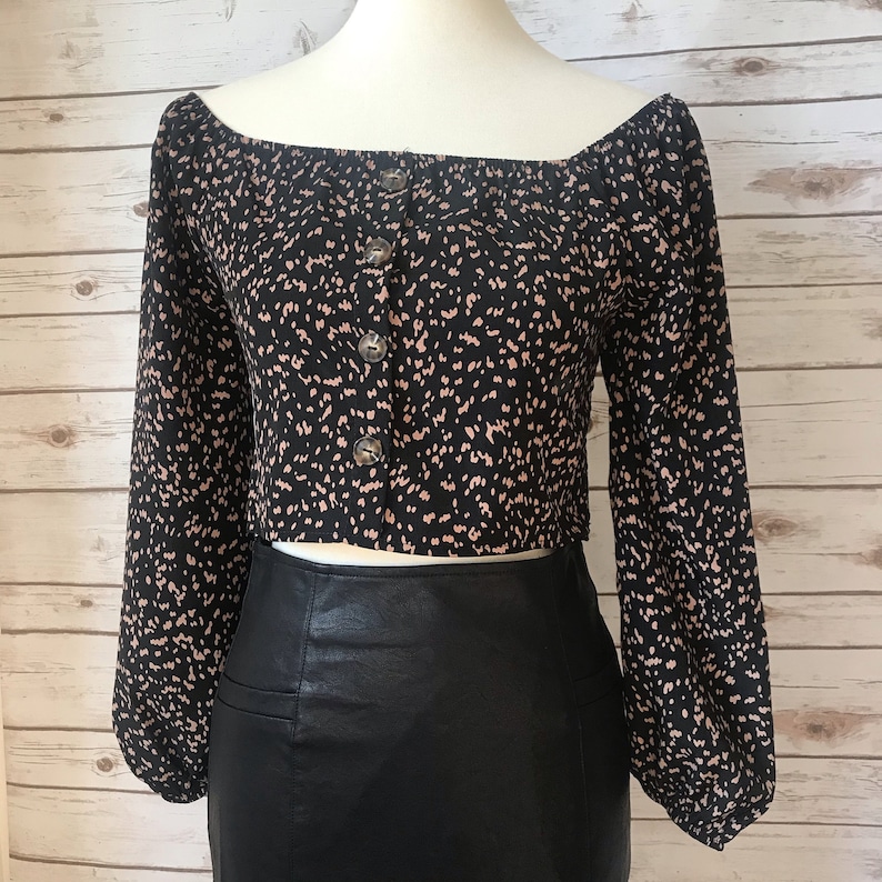 Animal Print Black Leopard Print Long Sleeve Crop Top