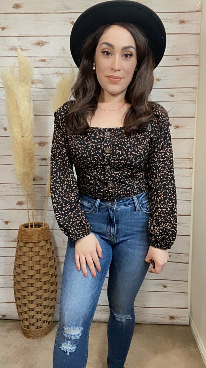 Animal Print Black Leopard Print Long Sleeve Crop Top
