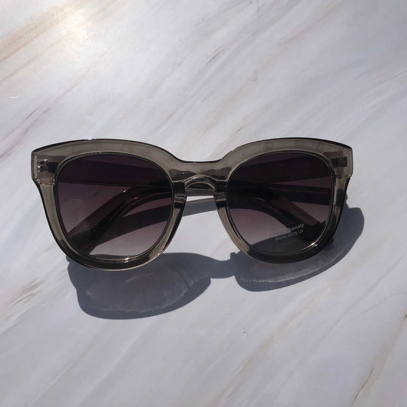 Naomi Sunglasses-Smoked Gray
