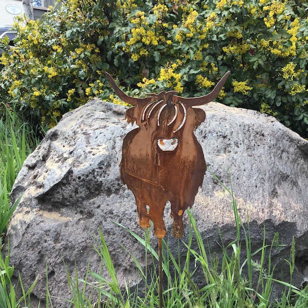 Highland Cow Yard Stake