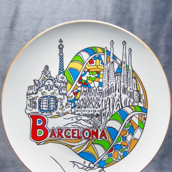 Barcelona Souvenir, Ceramic Wall Plate Spain Gift, Decorative Plates from Different Countries, Hanging Wall Plate, Travel Themed Home Decor