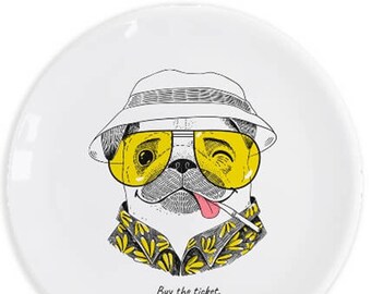 Travel Lover's Decorative Dinner Plate: Humorous Dog Adventure Design - Perfect Gift for Travel Enthusiasts and Dog Lovers
