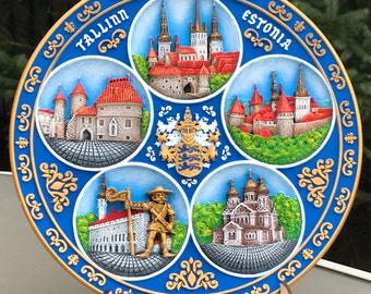 Tallinn Souvenir Plate - Hand-Painted 3D Polyceramic Decorative Wall Plate - Unique Travel Souvenir