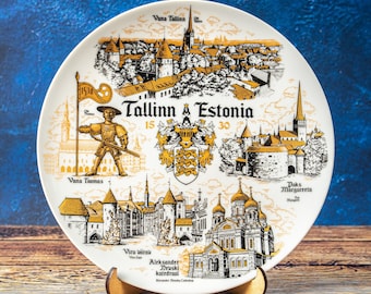 Tallinn plate. Gold-black style hanging wall porcelain plate 20cm decorative souvenir with wooden stand landmarks Tallinn Estonia