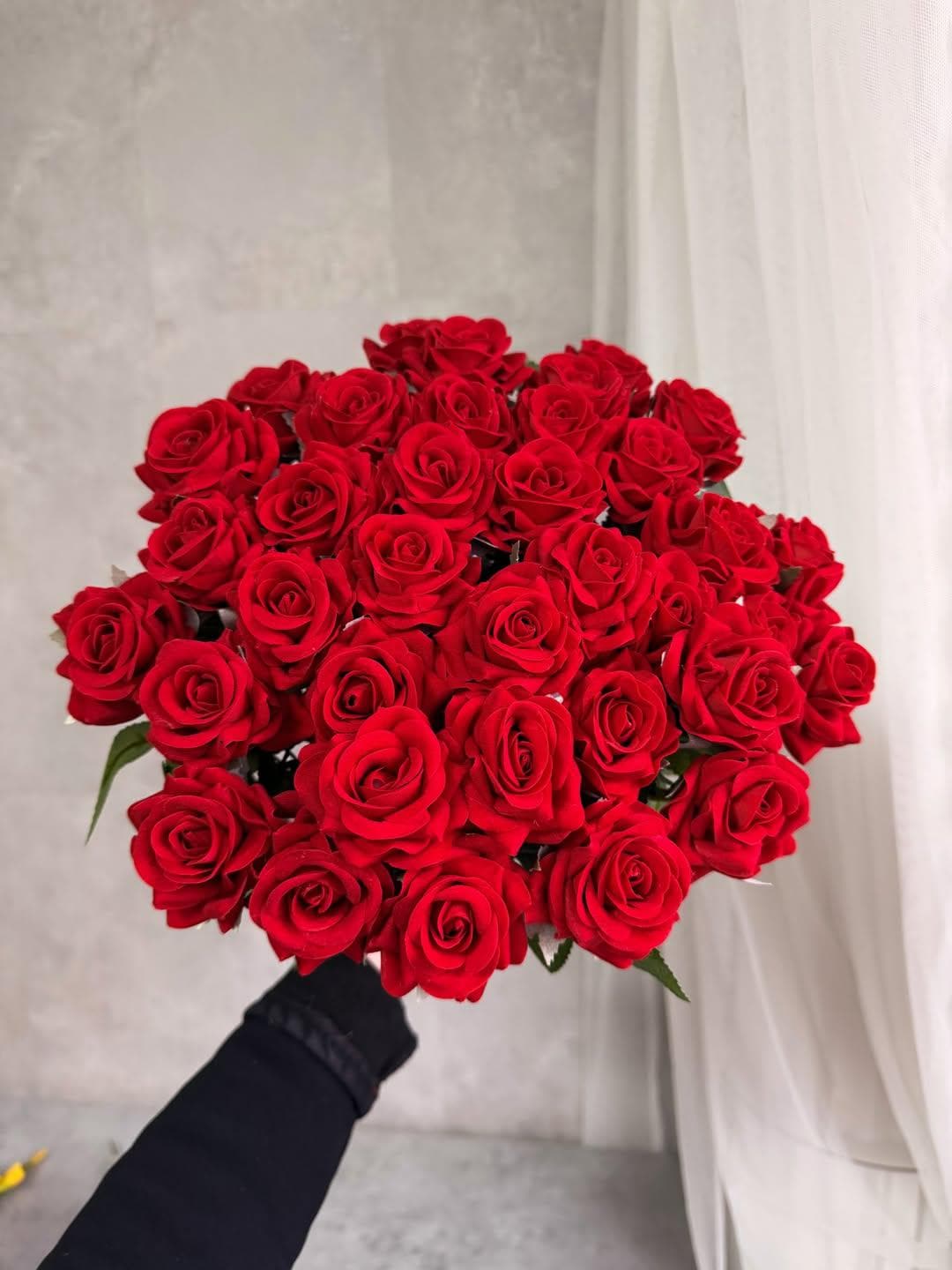 Luxury 12 Velvet Red Roses Bouquet - 53cm Artificial Flower Bouquet for ...