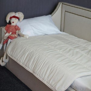 Organic Hemp Baby Blanket: Cotton Fabric, Hypoallergenic Bedding (40"x47")