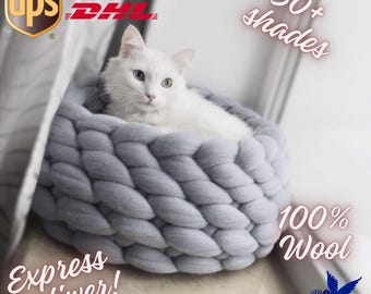 Chunky Knit Merino Wool Cat Bed: Cozy Crochet Cat Cave