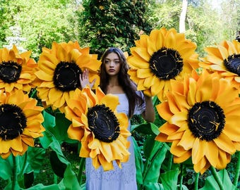 Girasoles de pie - Flores de papel grandes Girasoles con capullos - Flores de papel grandes con tallos y soporte de metal