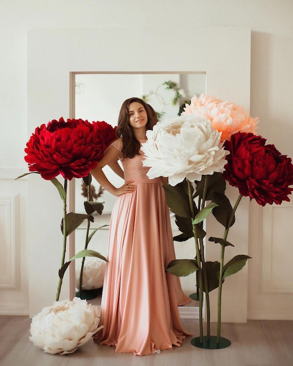 Giant Paper Peony With Stem: Wedding Photo Booth Backdrop - Etsy