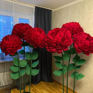 Giant Silk Flower Set Artifical Poppy Large Free Standing Wedding Party Backdrop Retail Front Window Decor Hand Crafted Event Decor Props