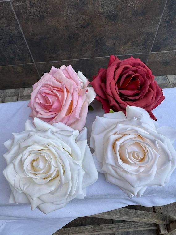 Luxus 11cm Premium Satin Rosenköpfe, Realistische Große Künstliche Rosen, Hochzeits- & Schaufenster Deko, 4 Farben