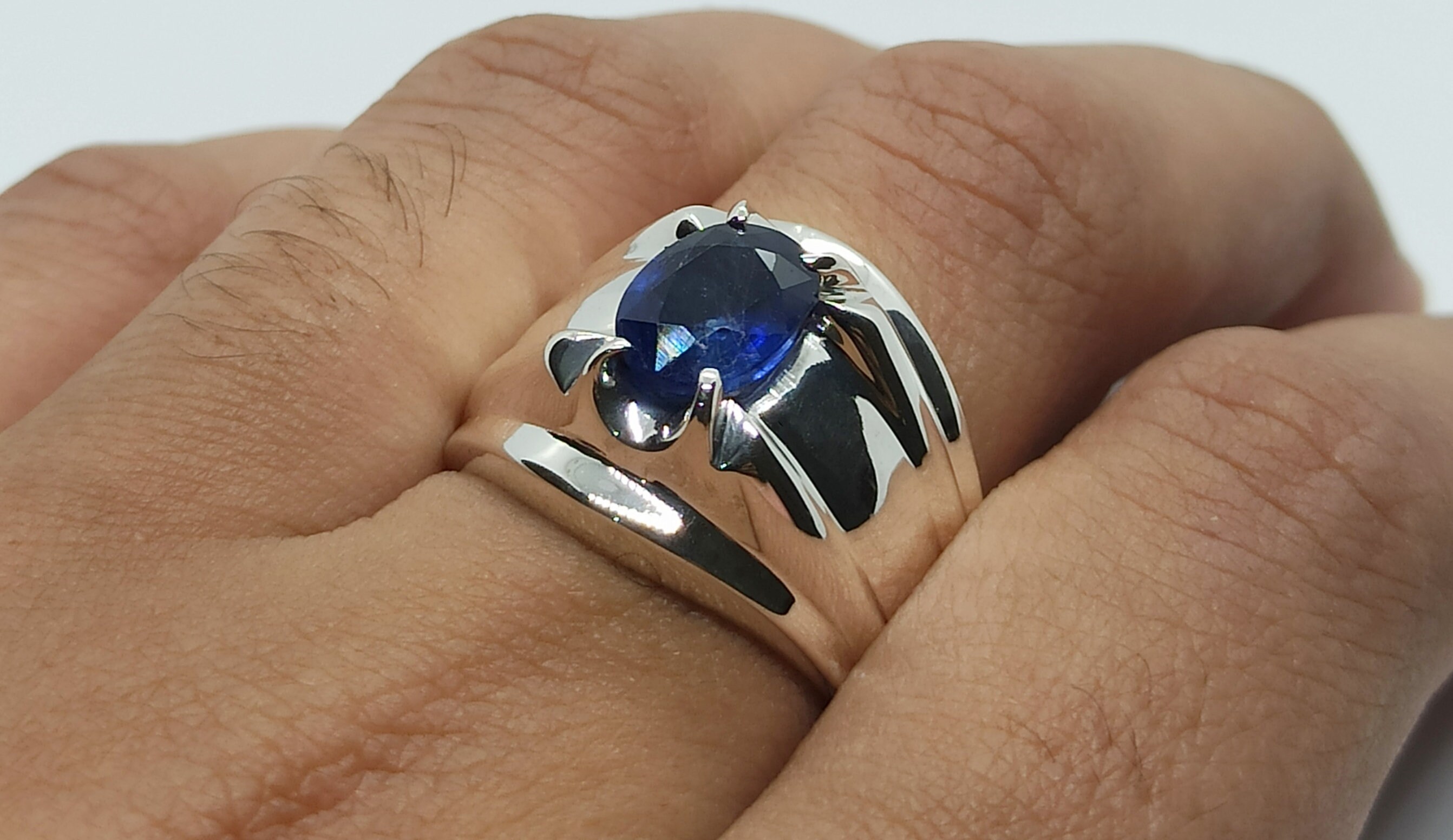 Blue sapphire shop 3.5 carat price