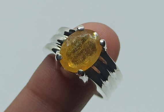 4 carat yellow sapphire best sale