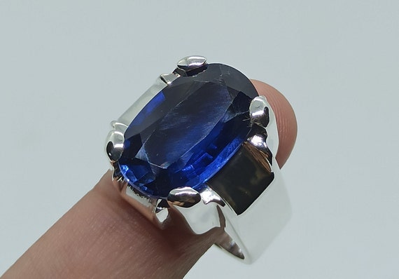 Royal shop blue topaz