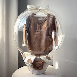 Personalisierter Bärchen-Ballon mit Body, Babydecke & Körbchen, Babyparty, Luftballon Geburt, Neugeborenen Geschenk