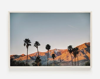 Montanhas de Palm Springs, palmeiras contra o pôr do sol, cenário do deserto da Califórnia, paisagem montanhosa, palmeiras do deserto, Palm Desert para impressão