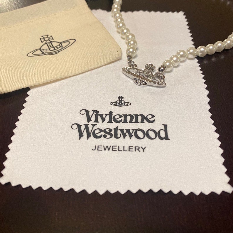 Vivienne Westwood Pearl Necklace Gold Silver