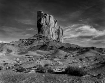 Monument Valley Black and White Landscape Print – Desert Photography Fine Art Photography
