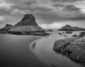 TIdal Passage – Black and White Ruby Beach Print, Olympic National Park Fine Art Photography