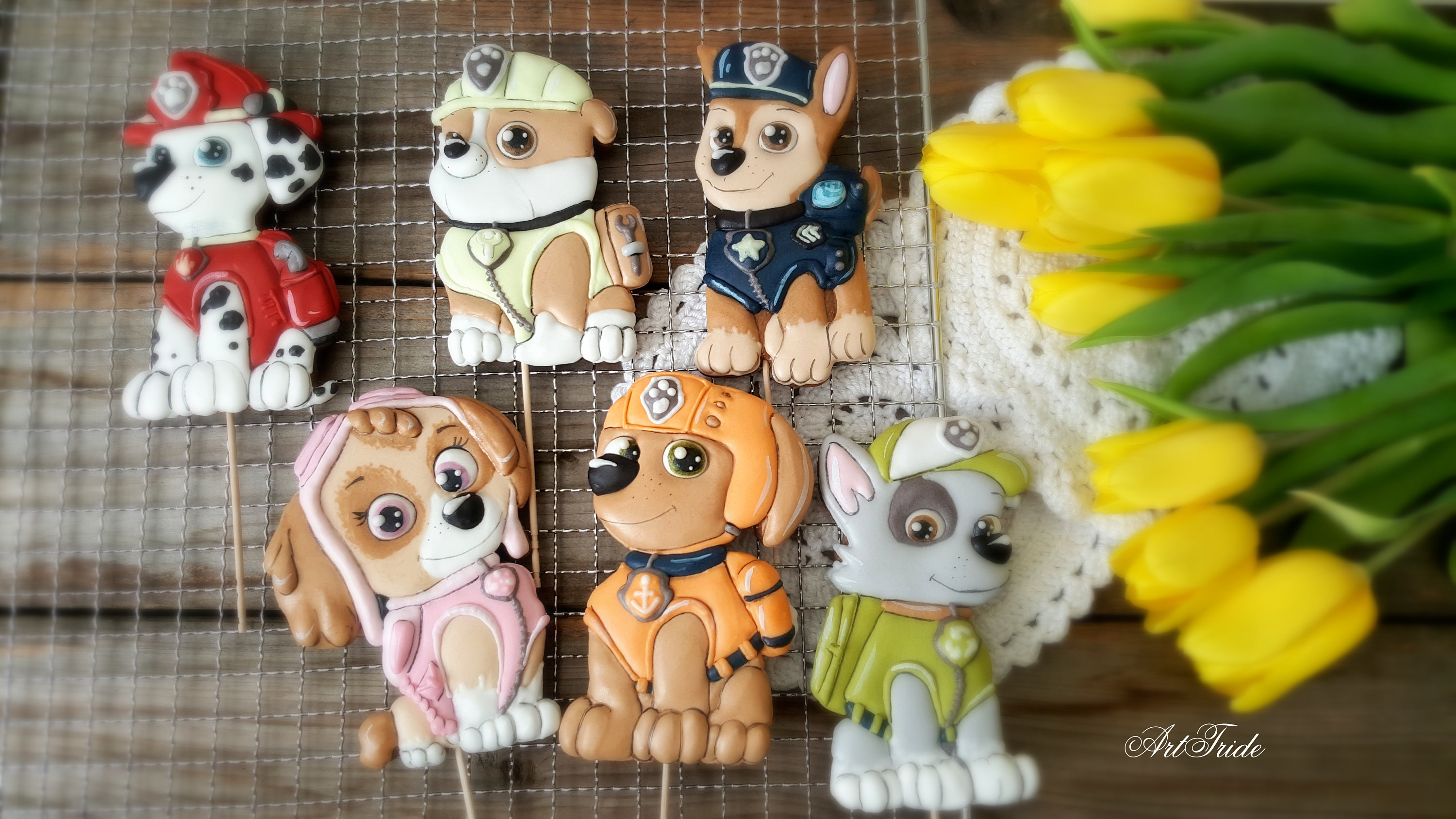 Embosseuse Fondant à l'emporte-pièce en os de chien Pat Patrouille