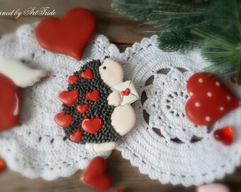 Cookie cutter hedgehog