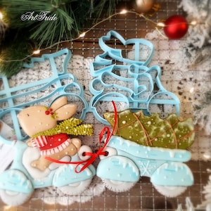Króliczek wykrawany do ciastek na motocyklu z wózkiem