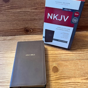 Personalized  NKJV Comfort Print Single Column Reference Bible  Imitation Leather  Mahogany