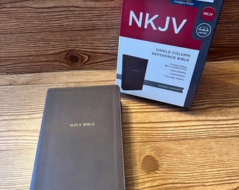 Personalized  NKJV Comfort Print Single Column Reference Bible  Imitation Leather  Mahogany
