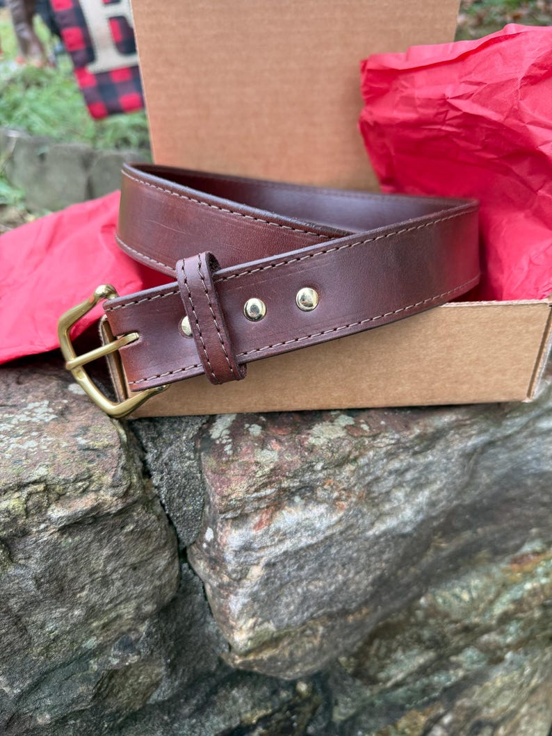 Personalized Leather Belt Brass Nameplate Custom Engraving Groomsmen Gift Husband Birthday Present Fathers Day Gift Premium Quality Handmade Fullgrain Leather Durable Construction Top Grain Bridle Masculine Style Classic Design Daily Wear