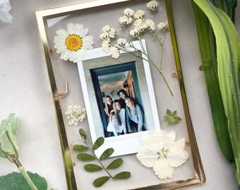 Dried flower photo frame *Made to order*