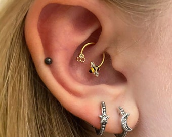 16G Gold Bee Horseshoe Septum Ring 