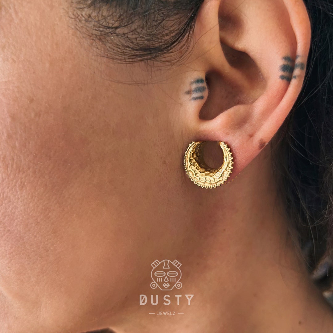 Hammered Saddle Plugs Dotted Spreaders Saddles Plug Weights Ear Plug